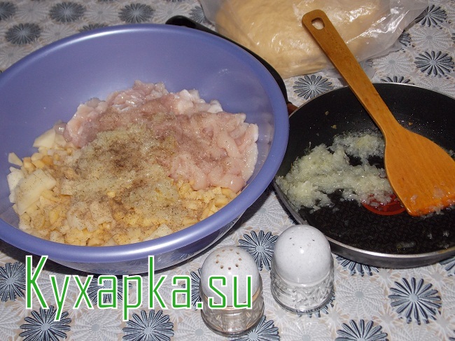 Тартарский пирожок: эчпочмак с курицей на Kyxapka.su 